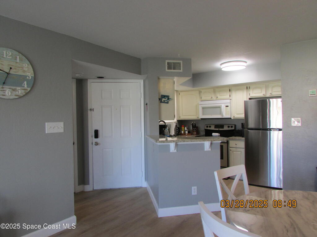 1850 Charlesmont Drive, Melbourne, FL 32903