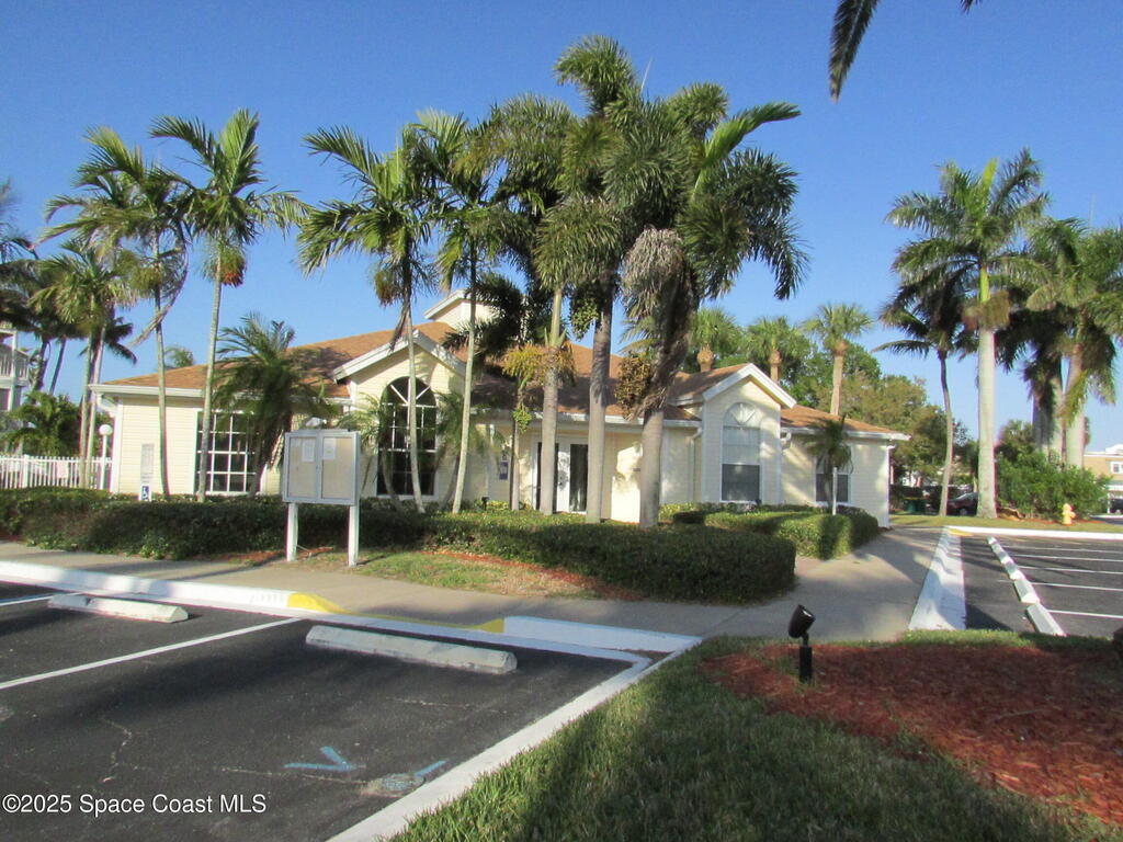 1850 Charlesmont Drive, Melbourne, FL 32903