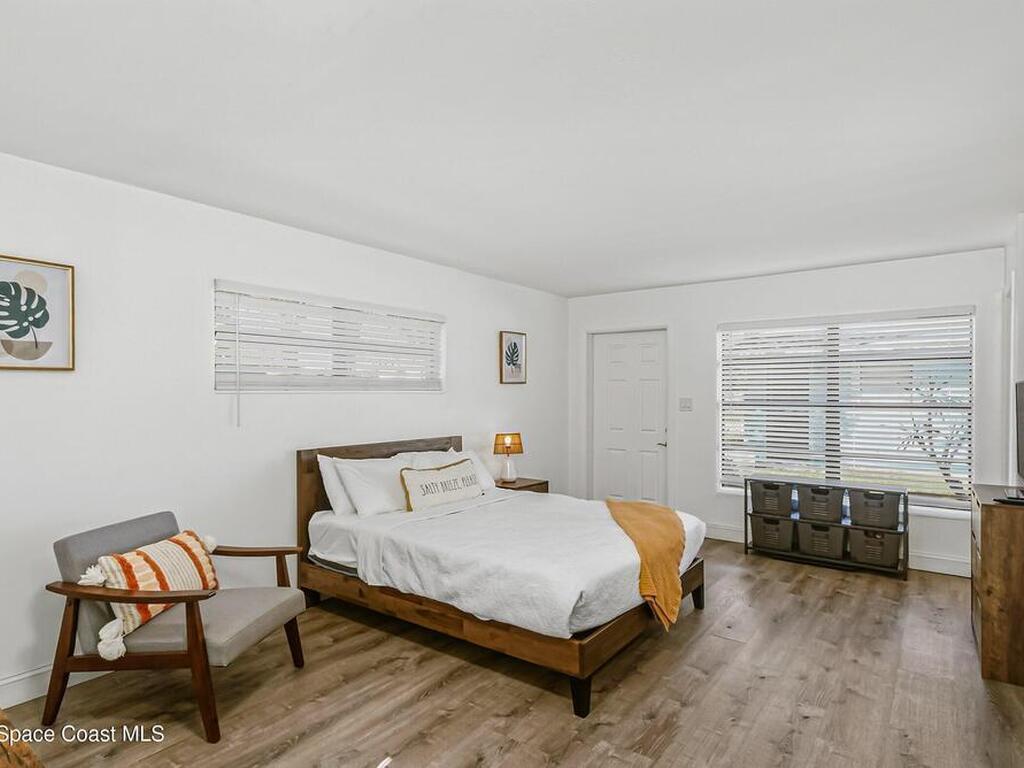 300 S Orlando Avenue, Cocoa Beach, FL 32931