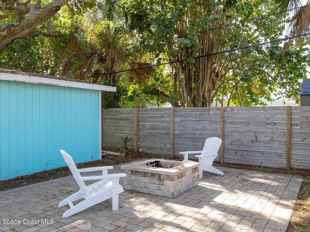 300 S Orlando Avenue, Cocoa Beach, FL 32931