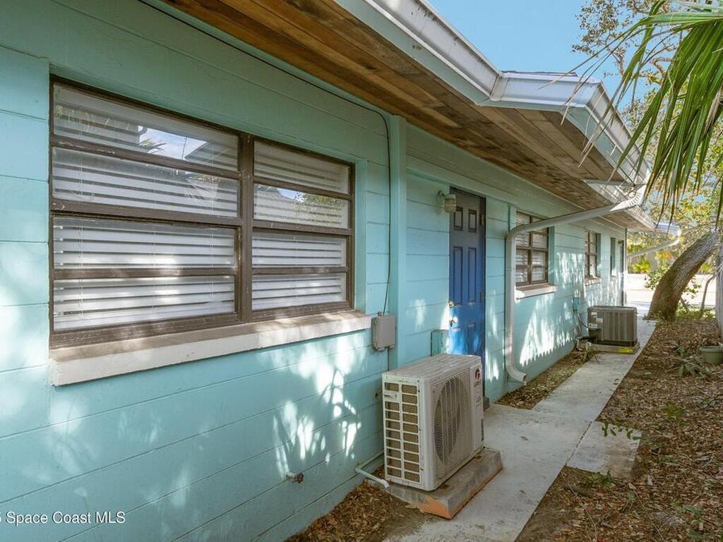 300 S Orlando Avenue, Cocoa Beach, FL 32931
