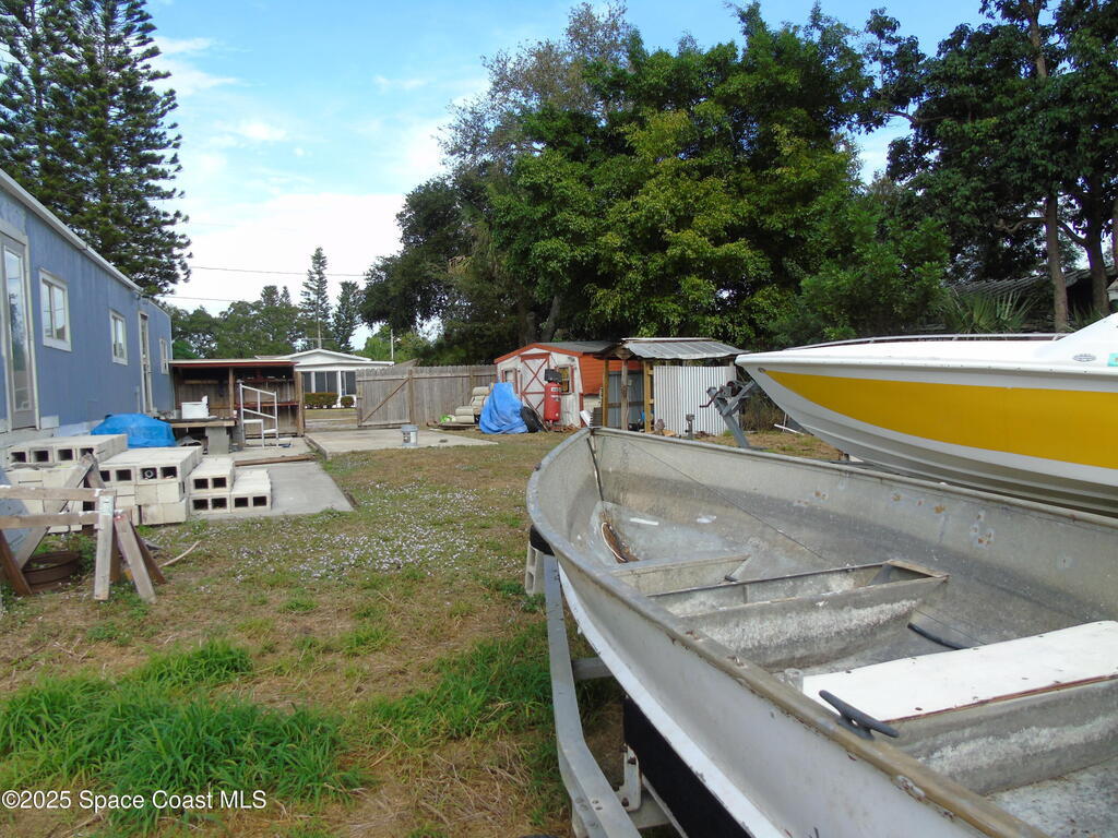 2952 Century Oaks Circle, Malabar, FL 32950