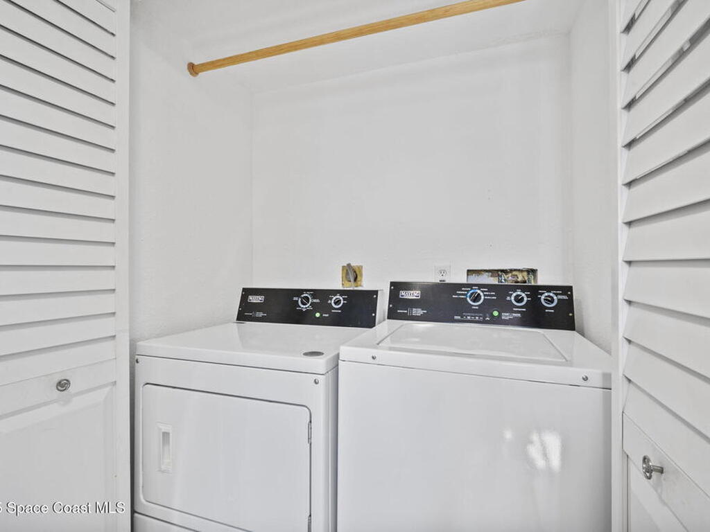 1305 S Atlantic Avenue, Cocoa Beach, FL 32931