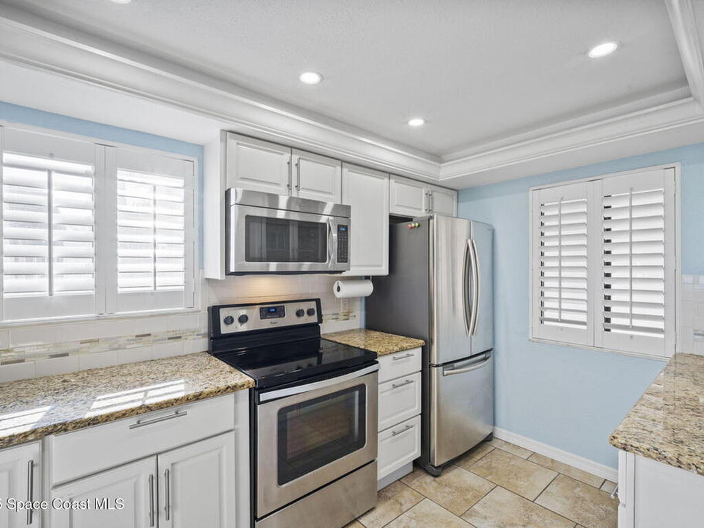 1305 S Atlantic Avenue, Cocoa Beach, FL 32931