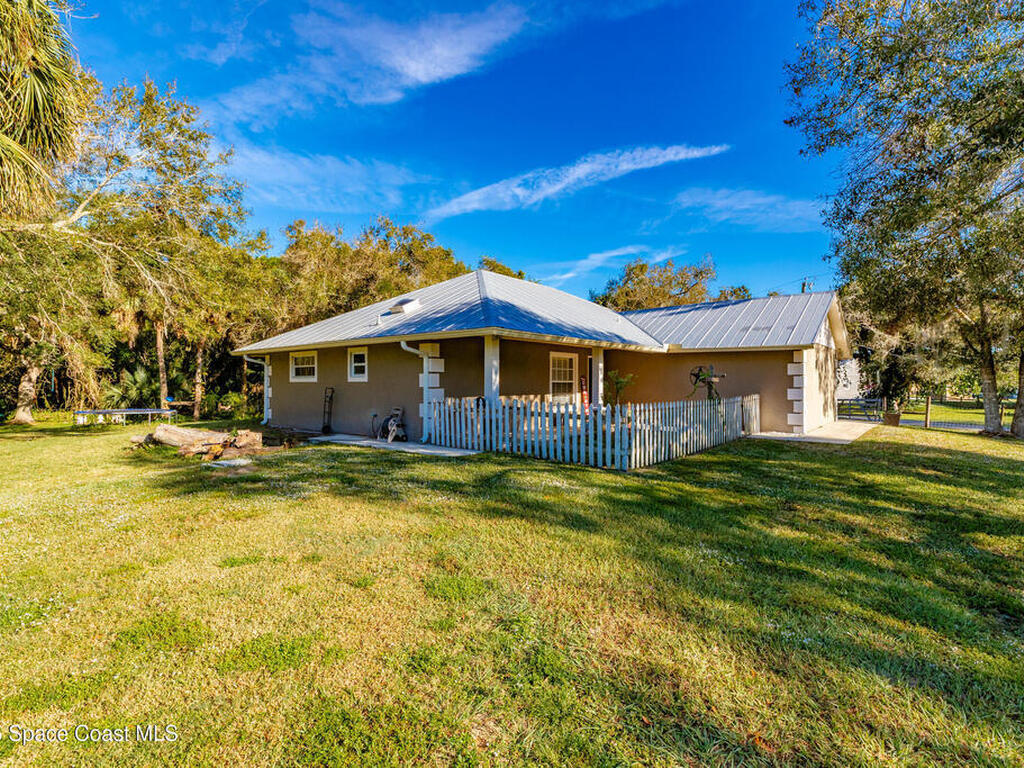 6413 Peterson Road, Fort Pierce, FL 34945