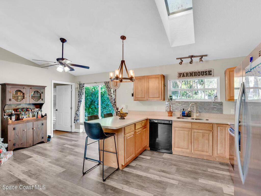 6413 Peterson Road, Fort Pierce, FL 34945