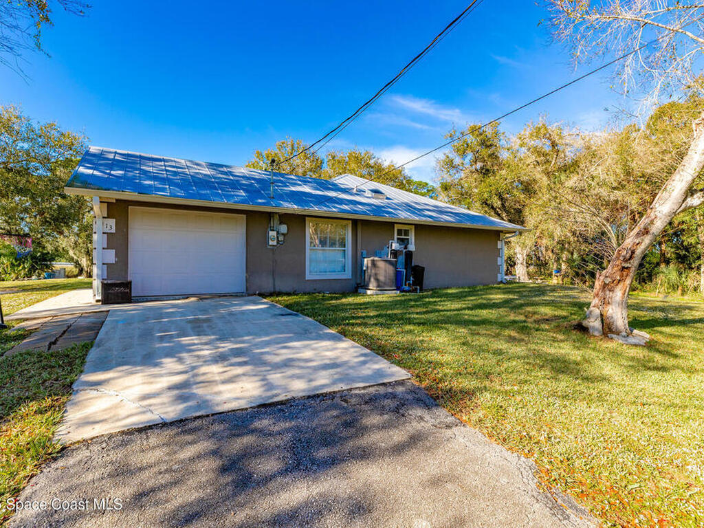 6413 Peterson Road, Fort Pierce, FL 34945