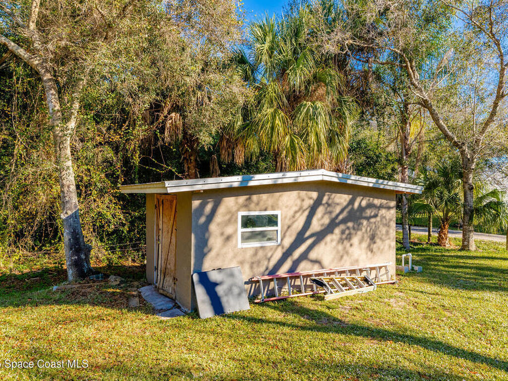 6413 Peterson Road, Fort Pierce, FL 34945