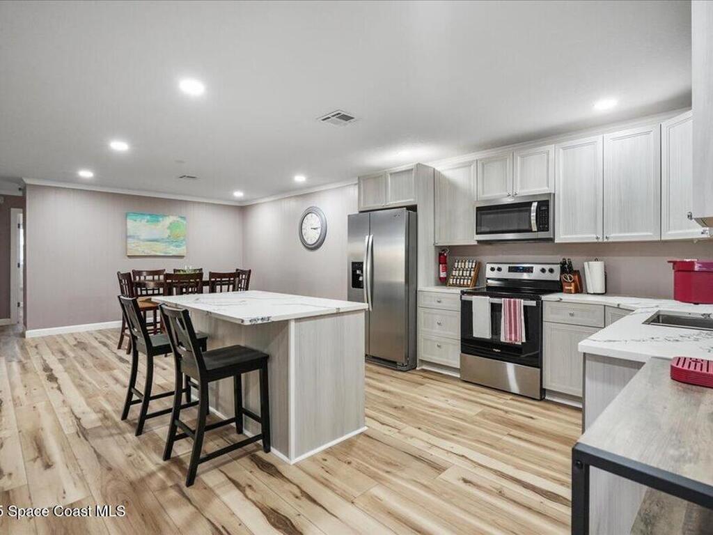 513&515 Ronnie Drive, Indian Harbour Beach, FL 32937