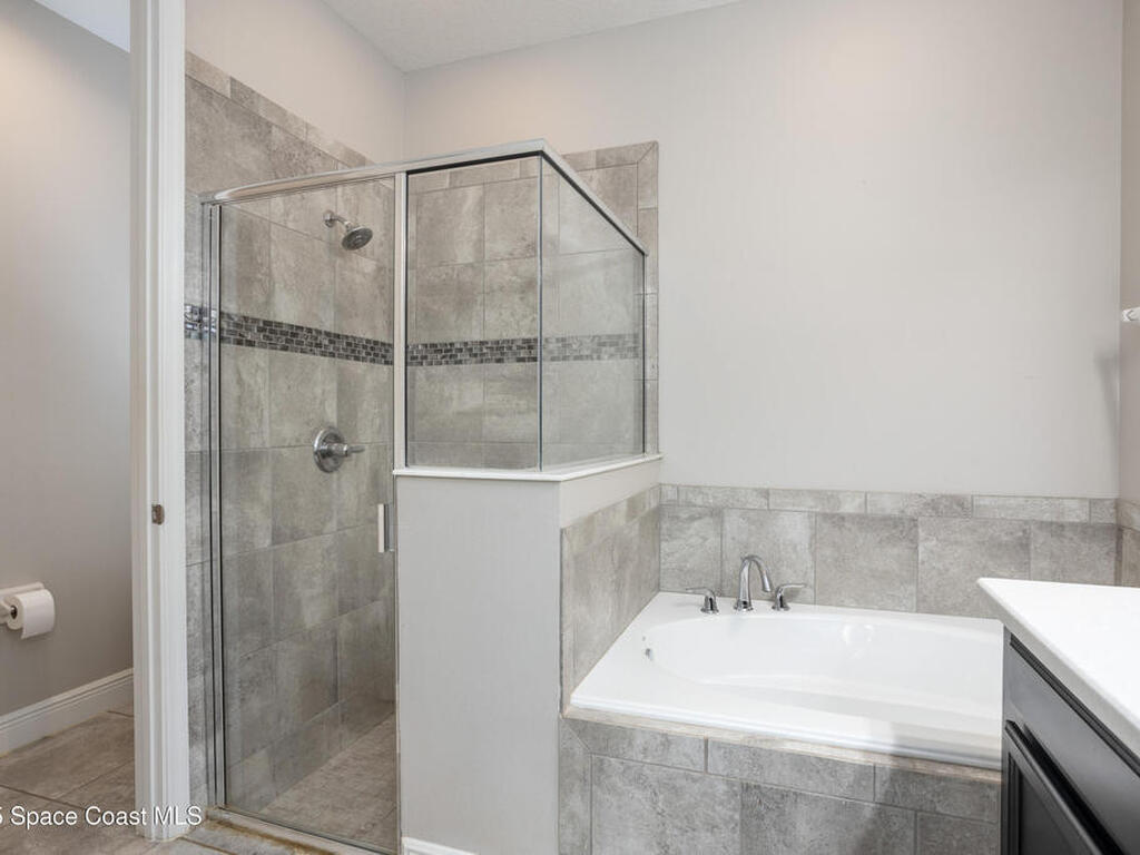 7514 Loren Cove Drive, Melbourne, FL 32940