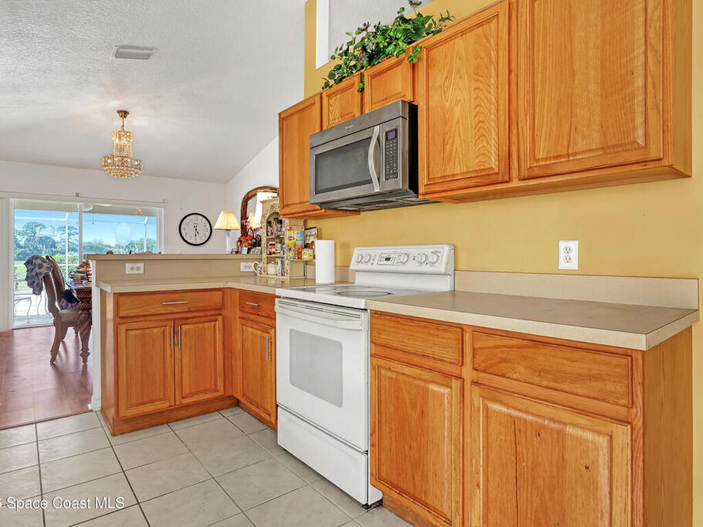 4892 Worthington Circle, Suntree, FL 32955