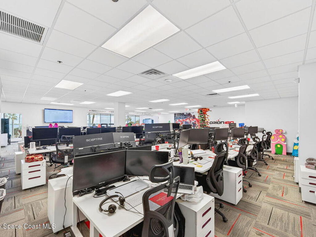 930 S Harbor City Boulevard, Melbourne, FL 32901