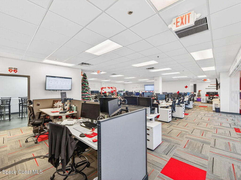 930 S Harbor City Boulevard, Melbourne, FL 32901