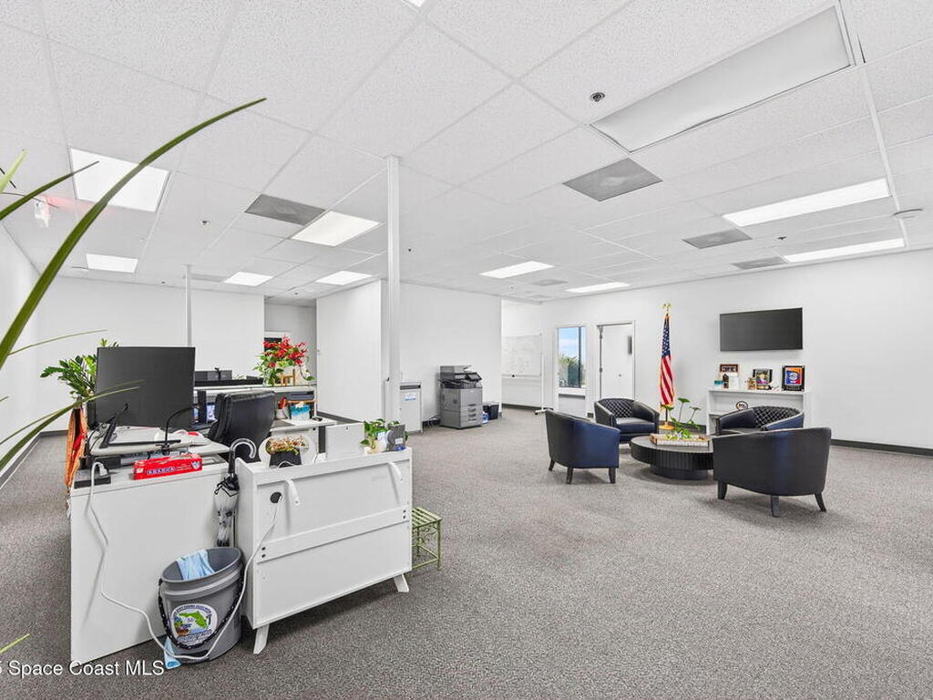 930 S Harbor City Boulevard, Melbourne, FL 32901