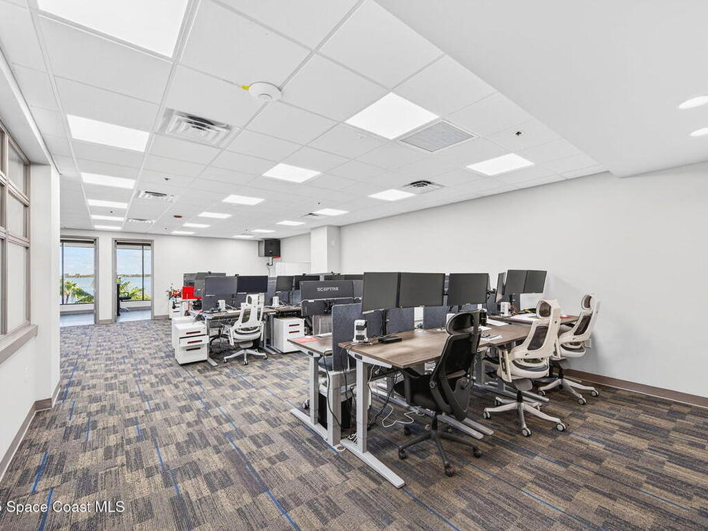 930 S Harbor City Boulevard, Melbourne, FL 32901