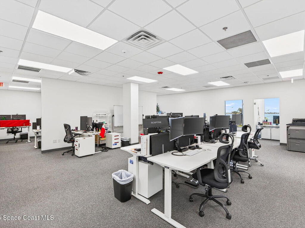 930 S Harbor City Boulevard, Melbourne, FL 32901