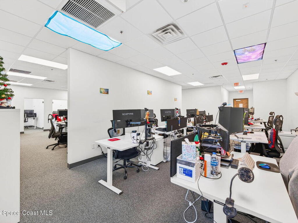 930 S Harbor City Boulevard, Melbourne, FL 32901