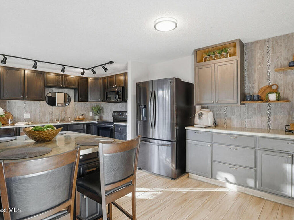 1511 Erin Court, Palm Bay, FL 32905