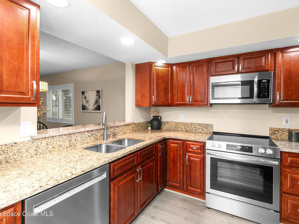 2133 Kings Cross Street, Titusville, FL 32796