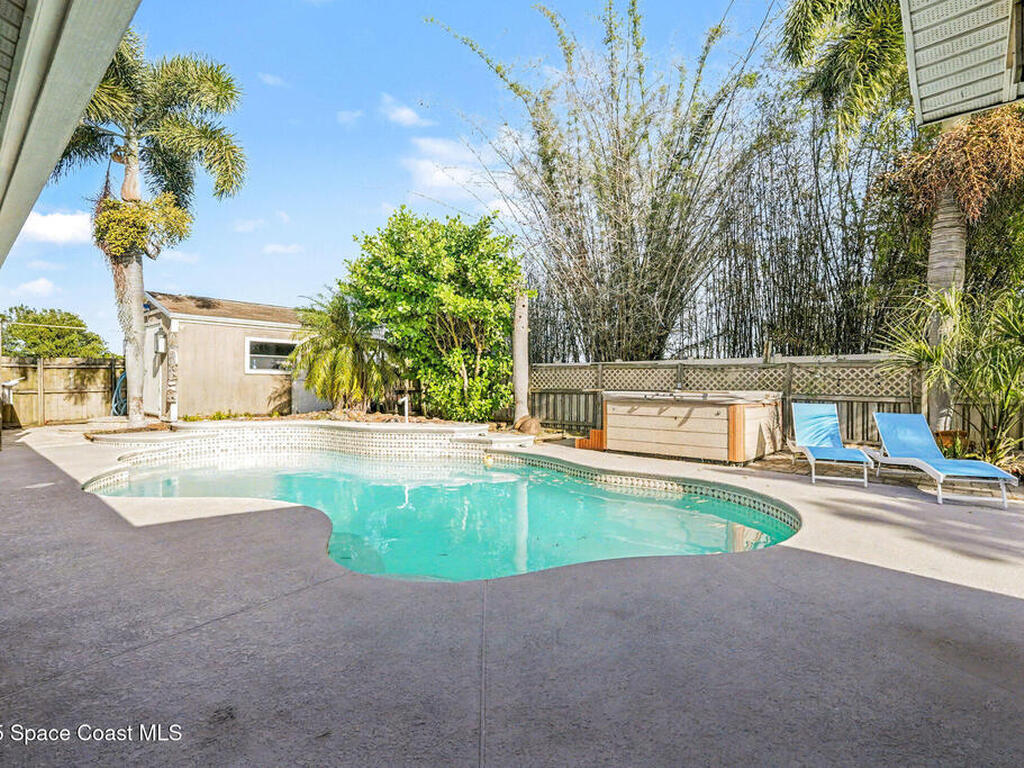 1131 Fairway Court, Palm Bay, FL 32905