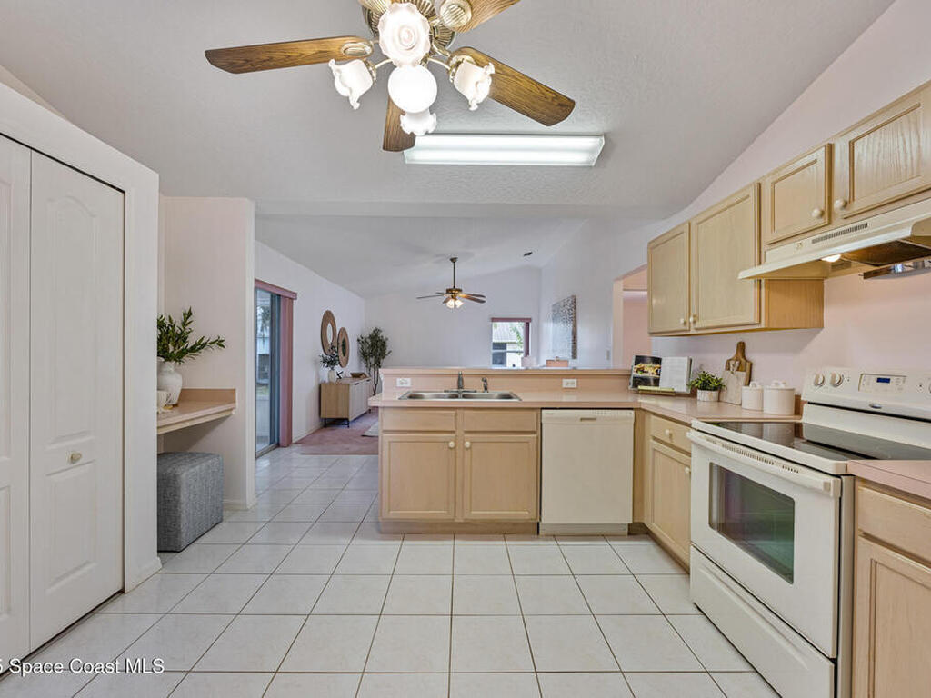 2234 Arizona St Street, Melbourne, FL 32904