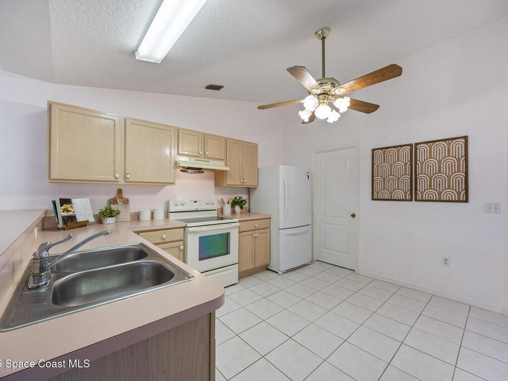 2234 Arizona St Street, Melbourne, FL 32904