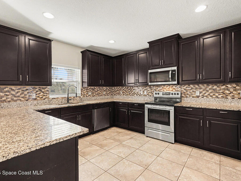 505 Horsemint Avenue, West Melbourne, FL 32904