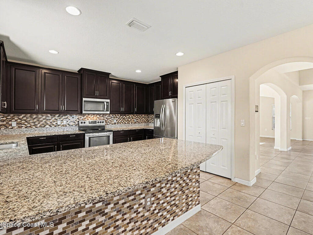 505 Horsemint Avenue, West Melbourne, FL 32904