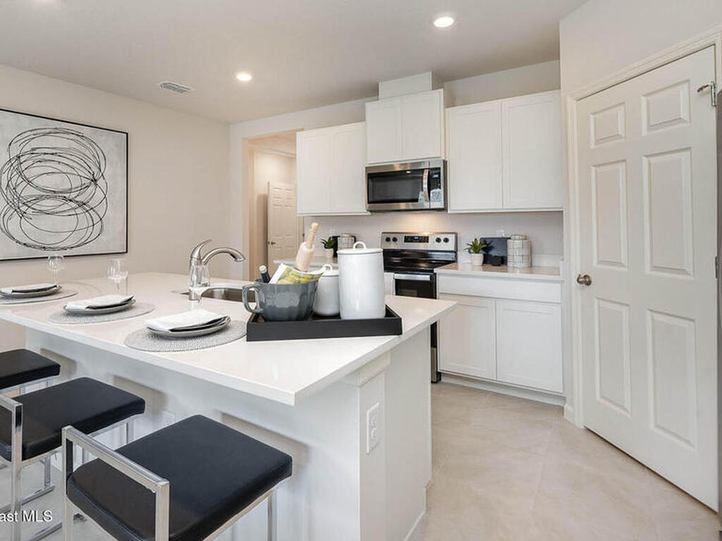 1424 Garabaldi Circle, Palm Bay, FL 32909