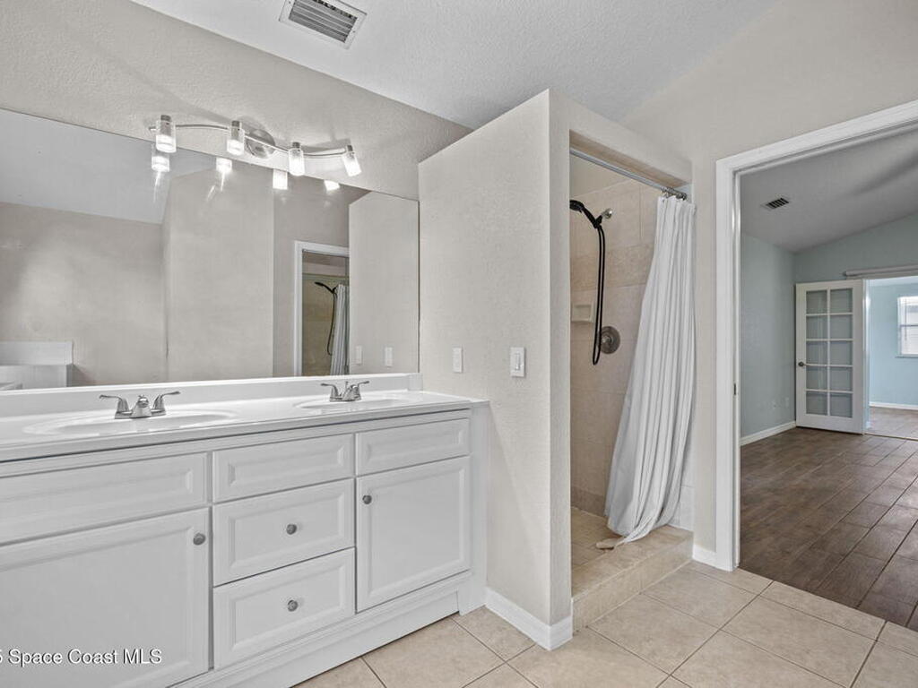 1710 Crane Creek Boulevard, Melbourne, FL 32940