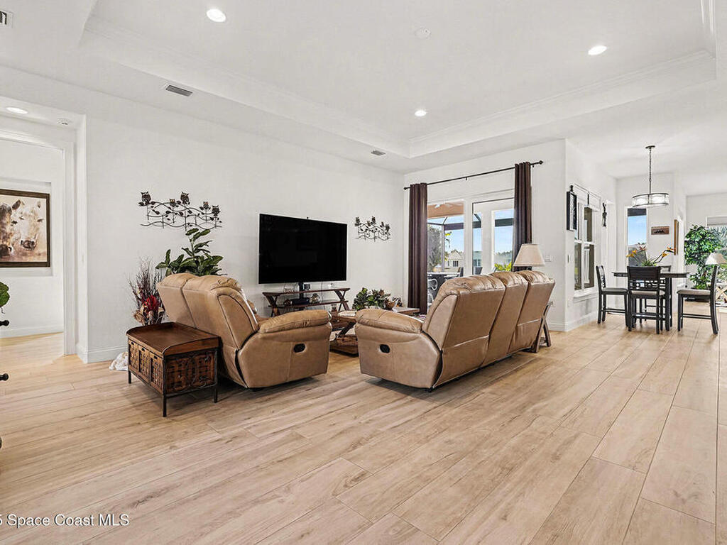 4290 Negal Circle, Melbourne, FL 32901