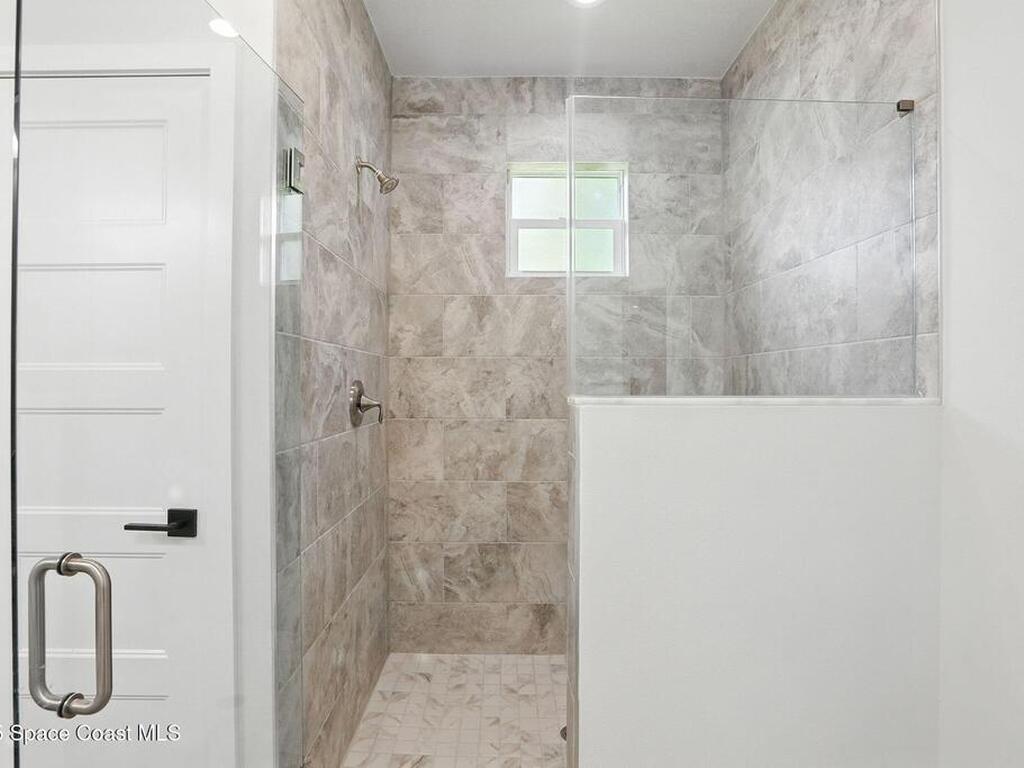 2035 Tahoe Avenue, Palm Bay, FL 32909