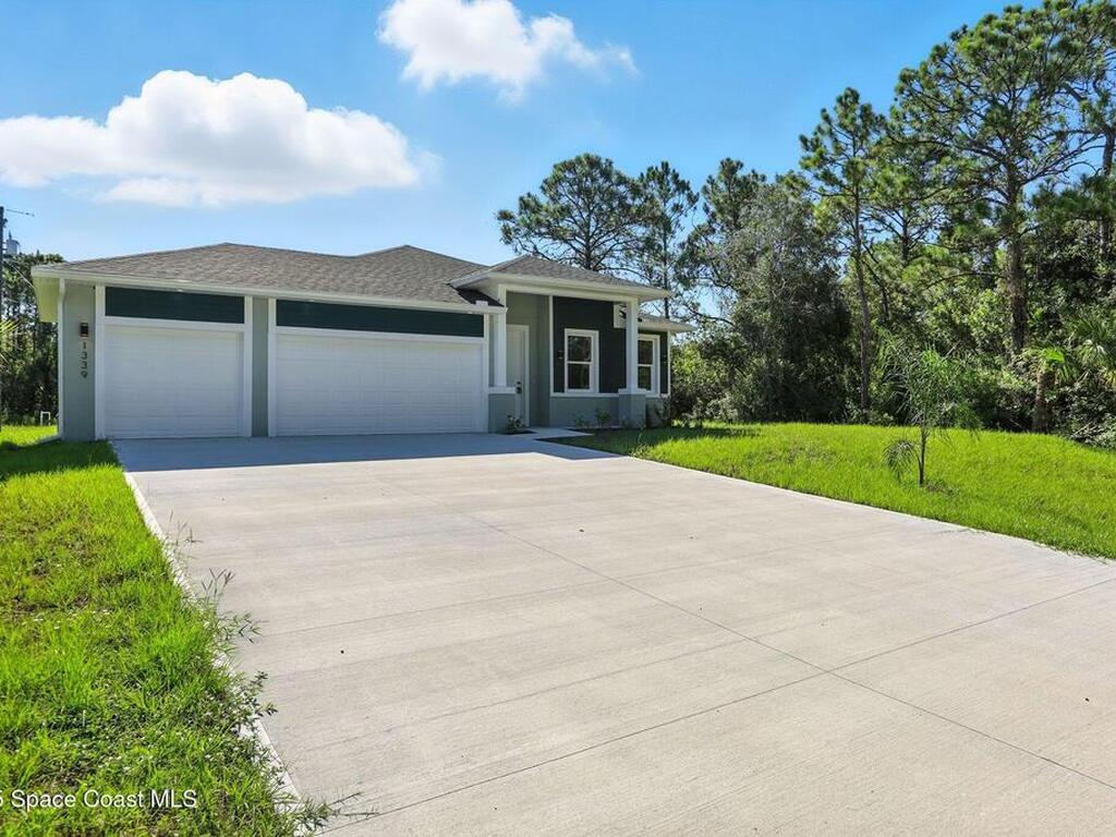 2035 Tahoe Avenue, Palm Bay, FL 32909