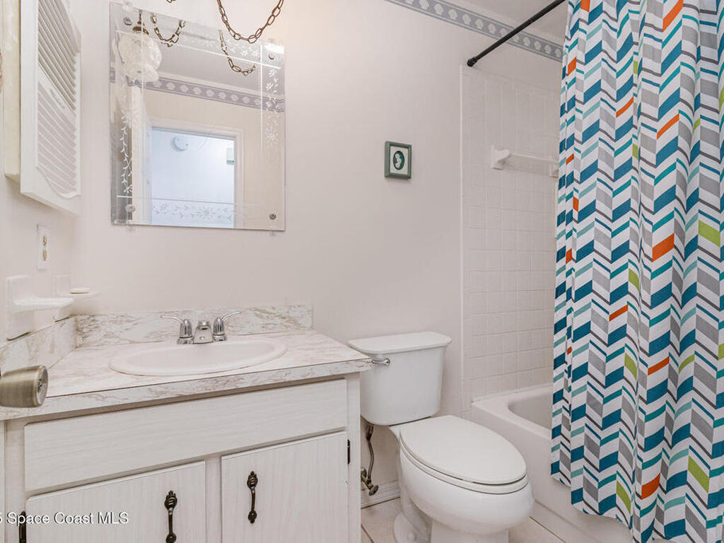 660 SE Grandeur Street, Palm Bay, FL 32909