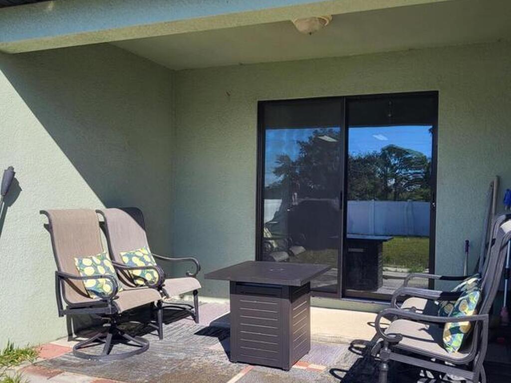 645 Chicago Way, Dundee, FL 33838