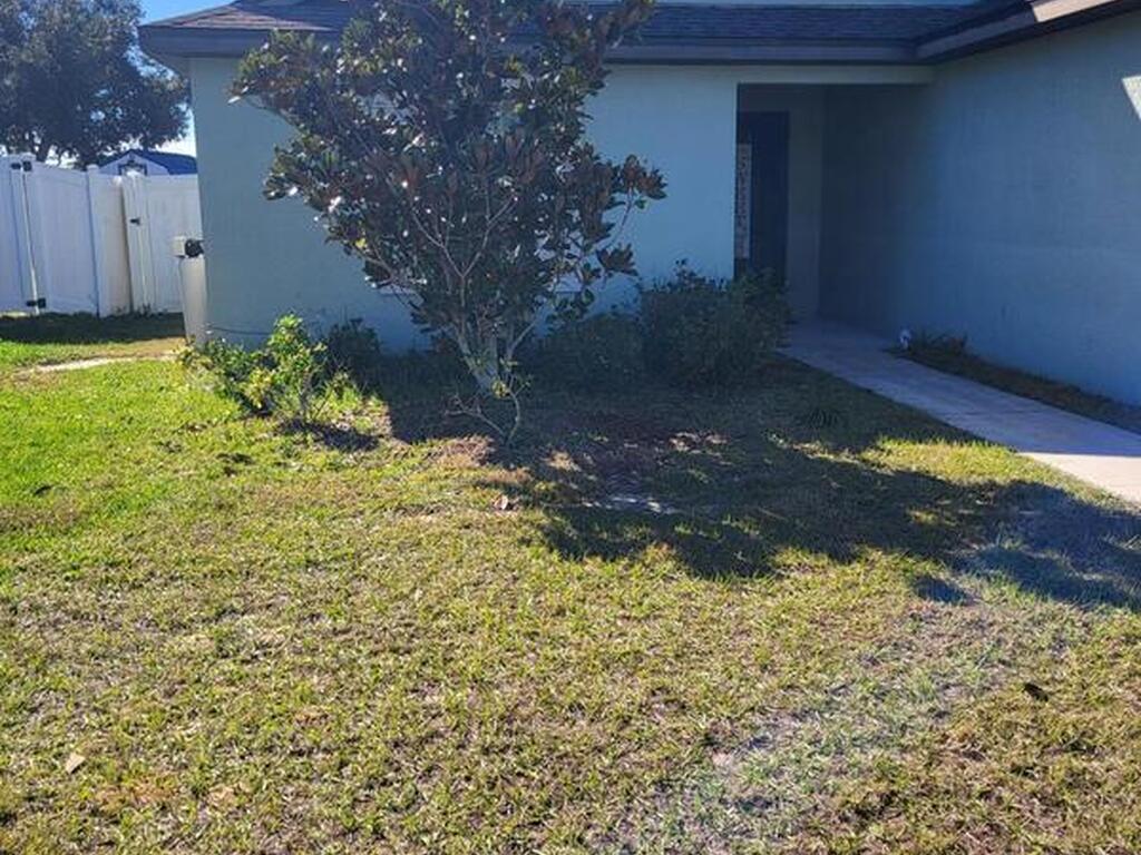 645 Chicago Way, Dundee, FL 33838