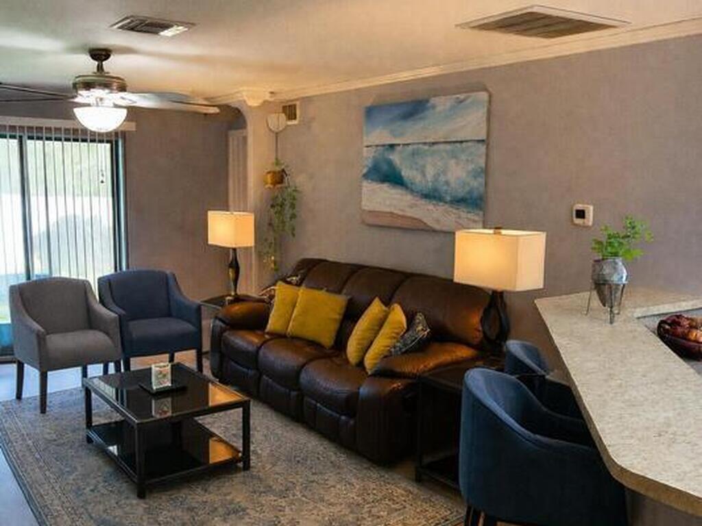 645 Chicago Way, Dundee, FL 33838