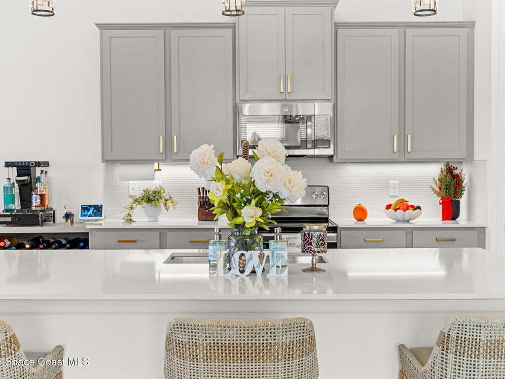 9704 Alister Drive, Melbourne, FL 32940