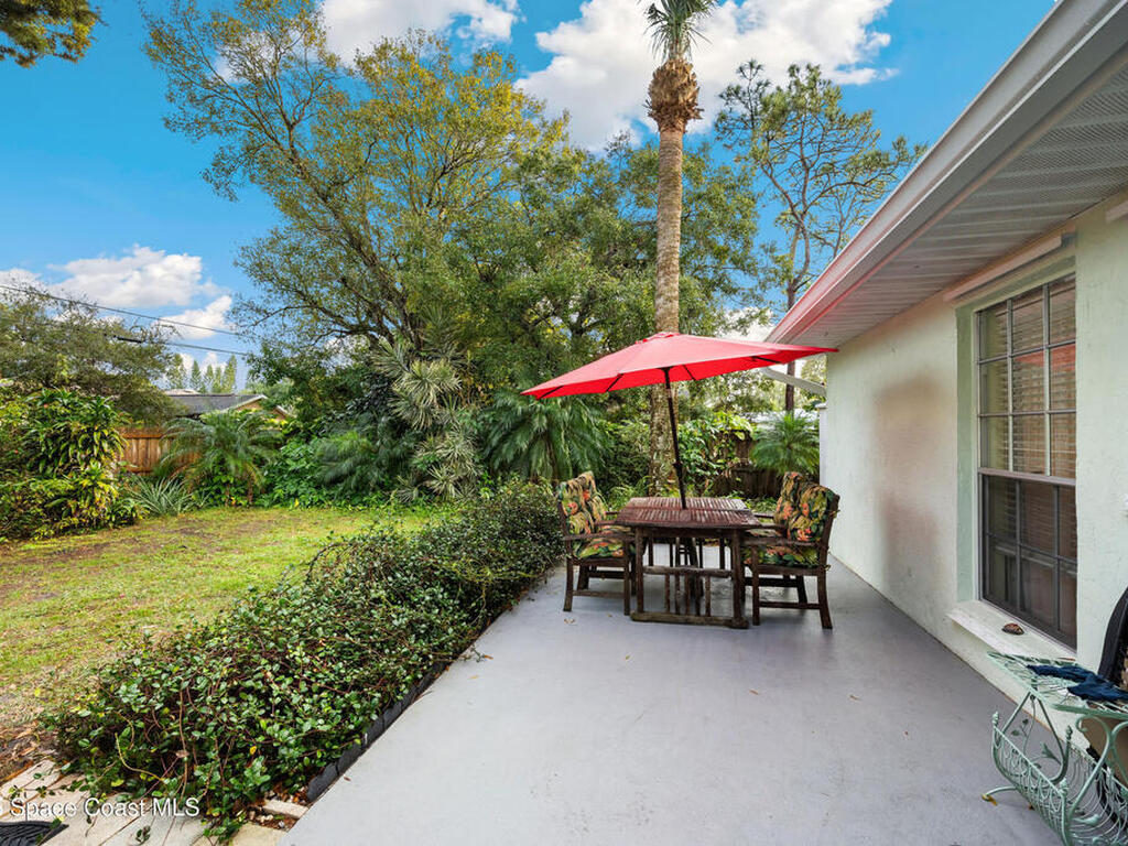 425 Banyan Street, Sebastian, FL 32958