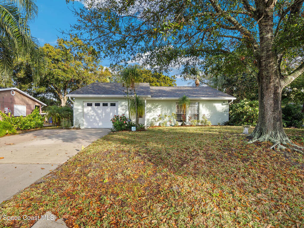 425 Banyan Street, Sebastian, FL 32958