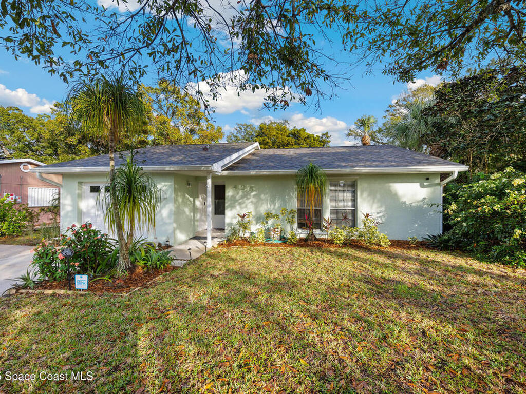 425 Banyan Street, Sebastian, FL 32958