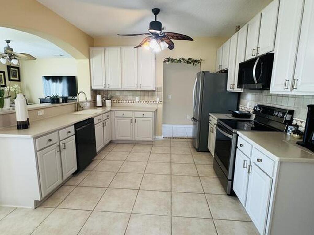 4095 Fenrose Circle, Melbourne, FL 32940