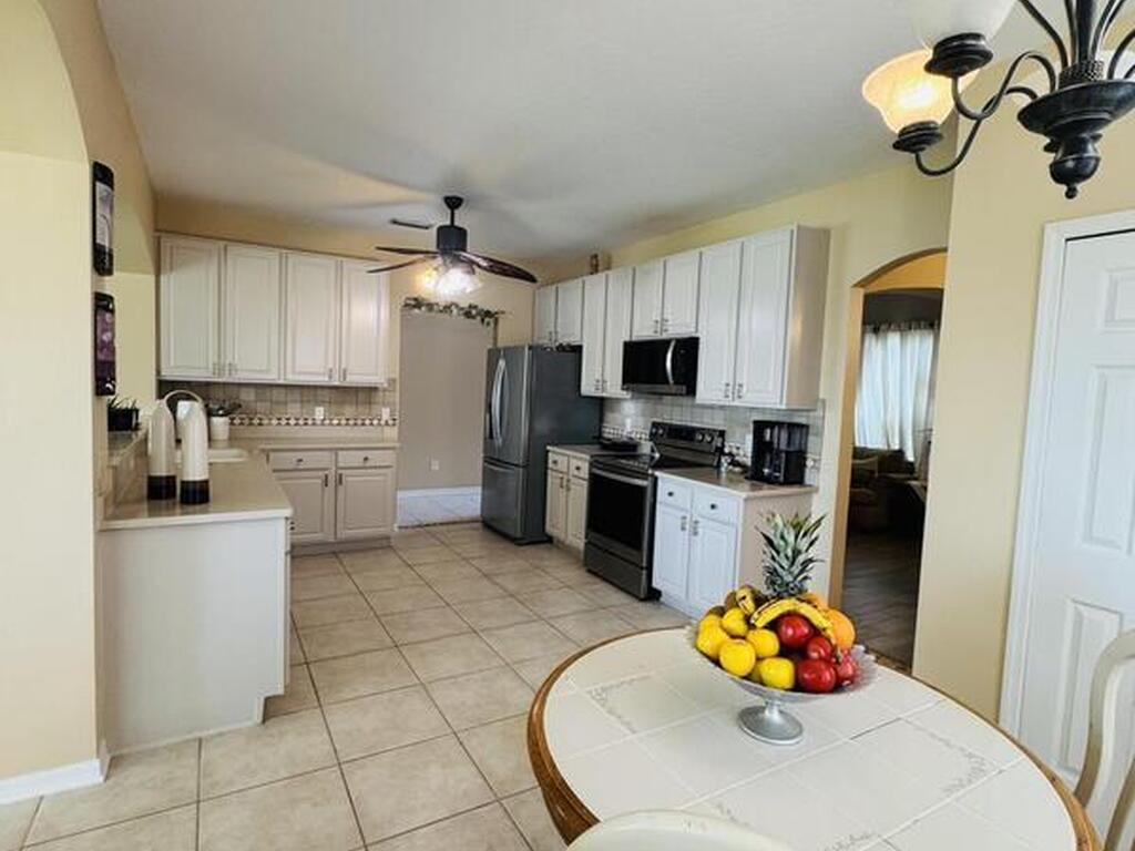 4095 Fenrose Circle, Melbourne, FL 32940