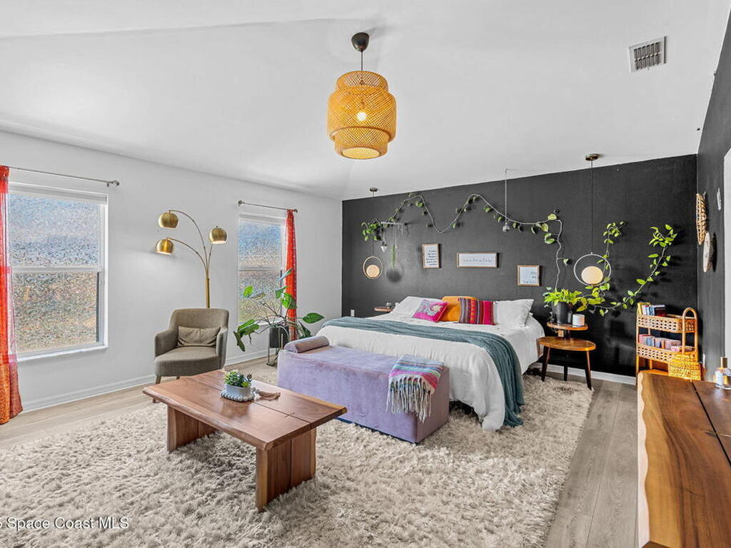 2013 Sorento Circle, Melbourne, FL 32904