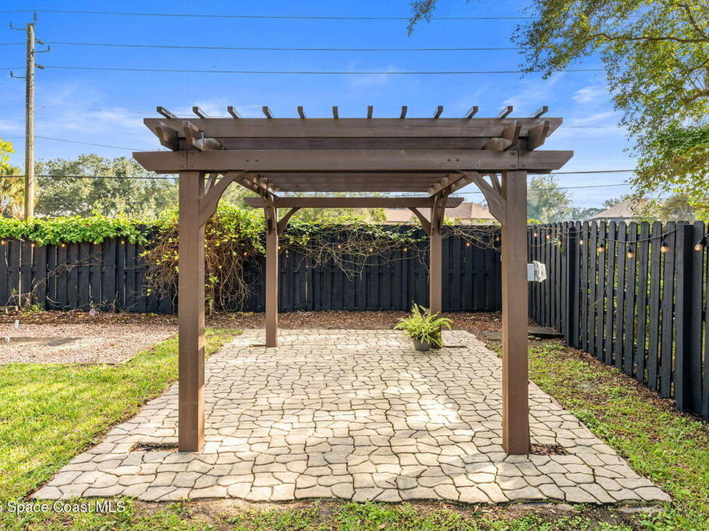 2013 Sorento Circle, Melbourne, FL 32904