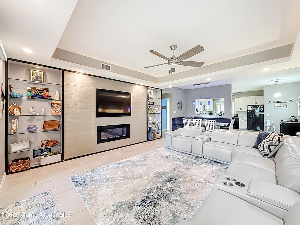 5040 Harmony Circle, Vero Beach, FL 32967