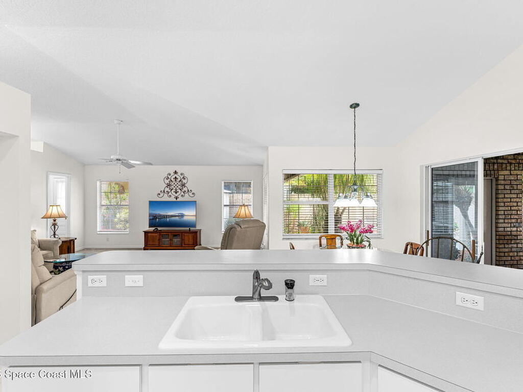 2545 N Indian River Drive, Cocoa, FL 32922