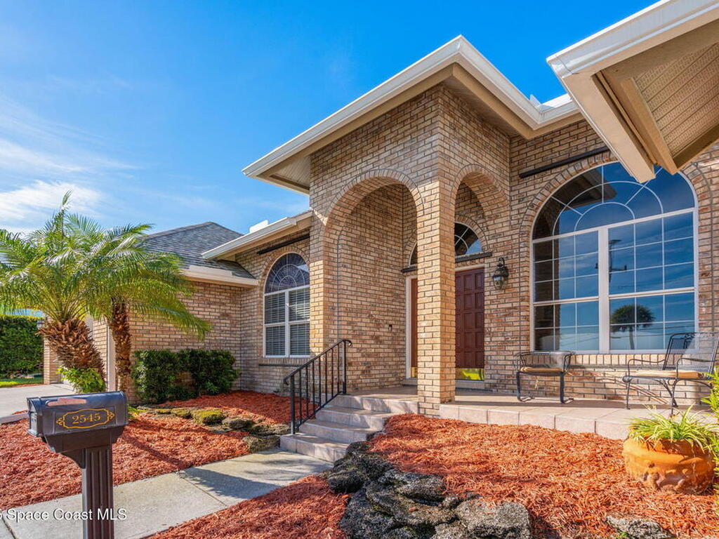 2545 N Indian River Drive, Cocoa, FL 32922