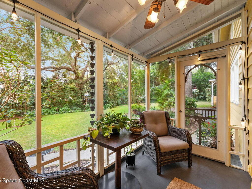 27 Barton Avenue, Rockledge, FL 32955