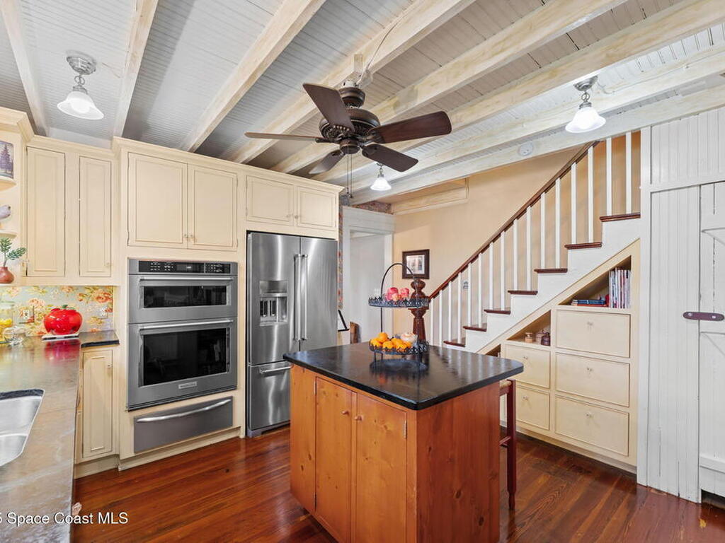 27 Barton Avenue, Rockledge, FL 32955